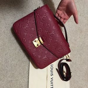 Louis Vuitton Pochette Metis
